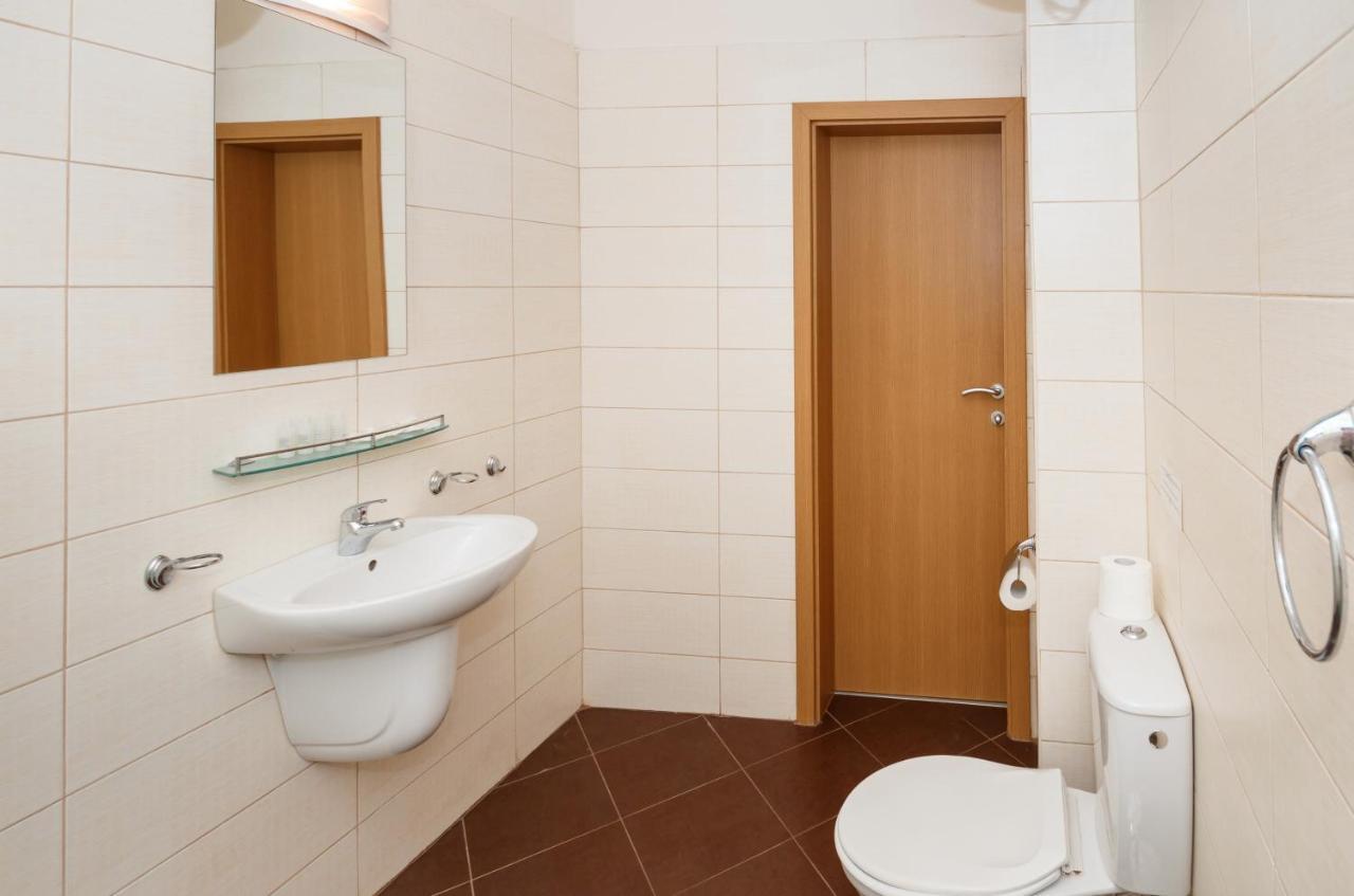 Holiday Apartment In Солнечный берег Экстерьер фото